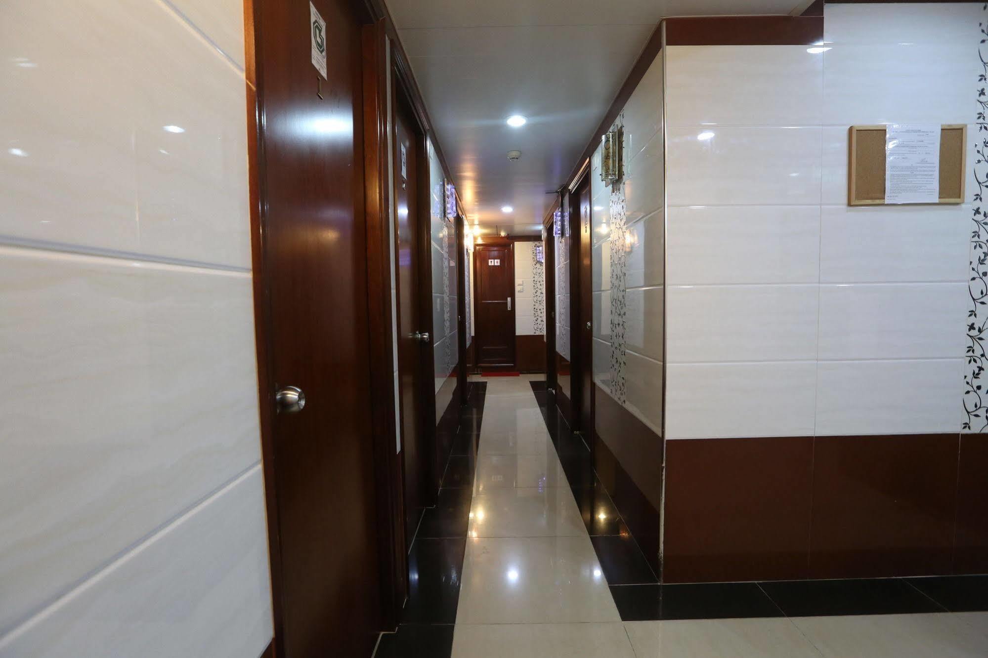 Temple Street Hotel Kowloon  Екстериор снимка